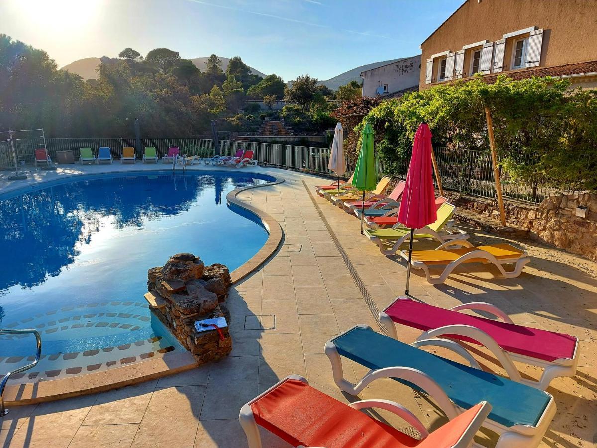 Hotel Les Hauts De Mourèze Dış mekan fotoğraf